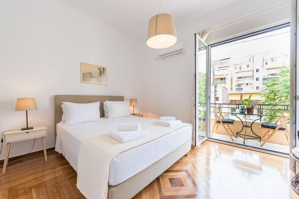 Casa Pamisou Near Attiki Metro Station Apartment เอเธนส์ ภายนอก รูปภาพ