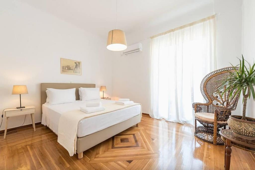 Casa Pamisou Near Attiki Metro Station Apartment เอเธนส์ ภายนอก รูปภาพ