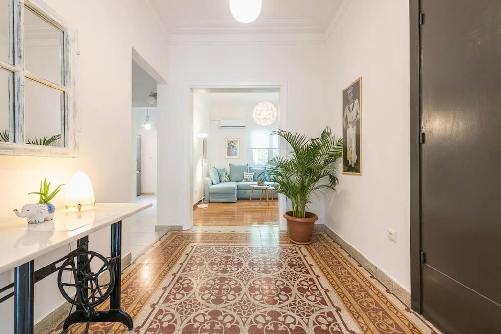 Casa Pamisou Near Attiki Metro Station Apartment เอเธนส์ ภายนอก รูปภาพ